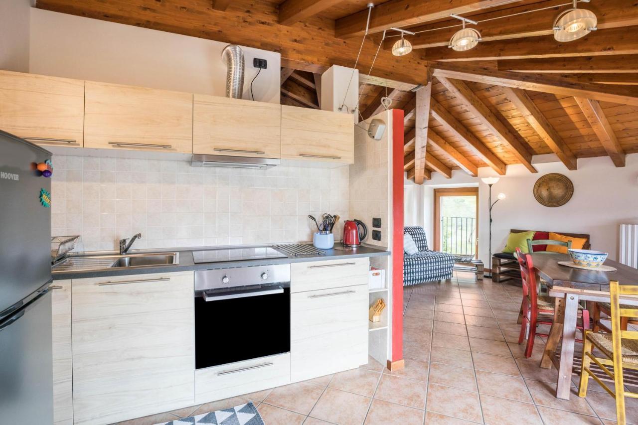 Casa Mandello Apartment Salo Bagian luar foto