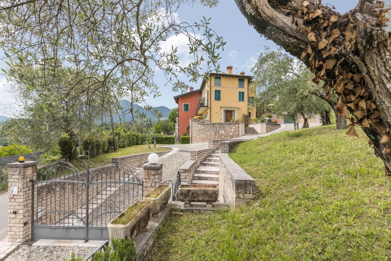 Casa Mandello Apartment Salo Bagian luar foto